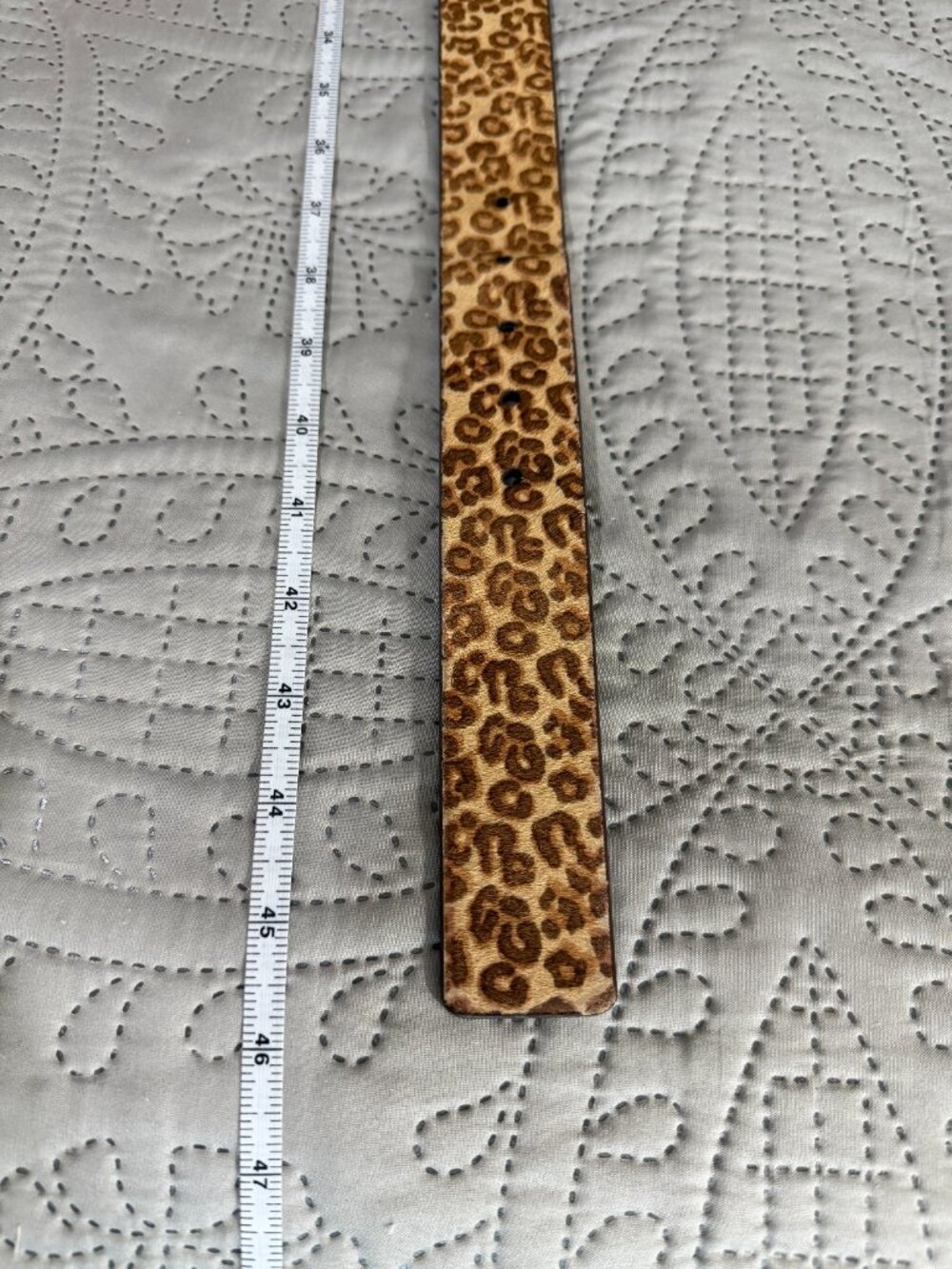 Pony hair leopard pattern belt Cabi, Large - Picture 3 of 5
